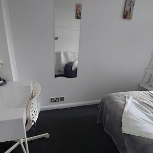 Chambre Standarde Lit Queen-Size